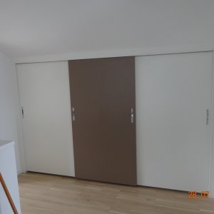 Schrägschrank Weiss-marron